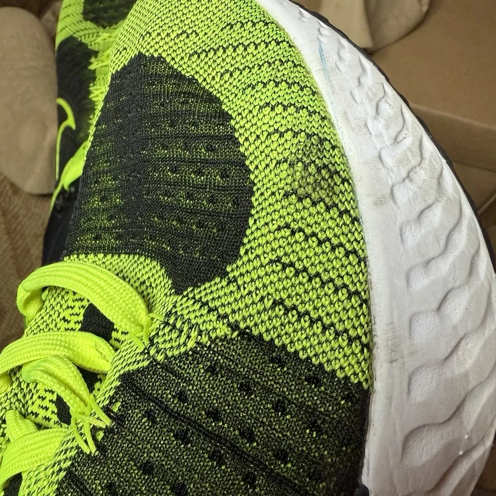 Nike React Infinity Run‎ Flyknit 2 Running Shoes Men's Size 11.5 CT2357 700